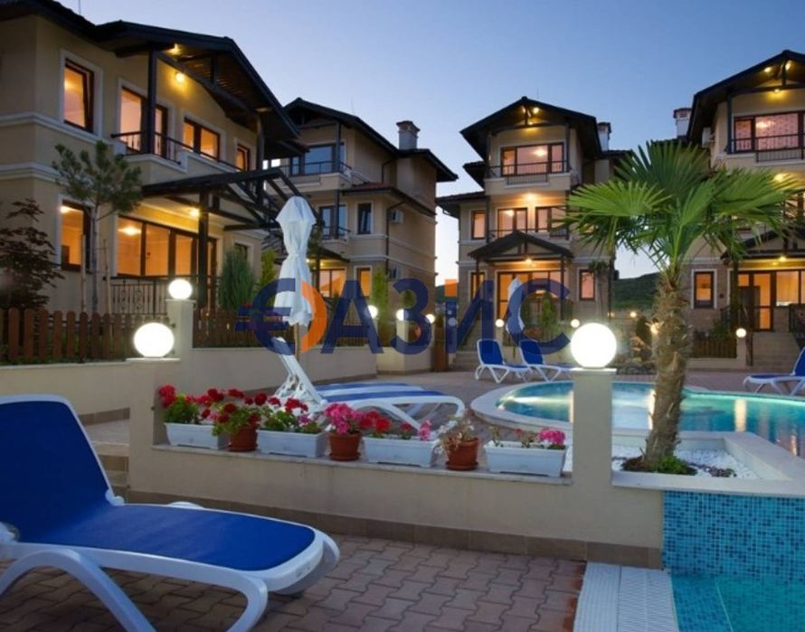 Къща с 2 спални в комплекс Свети Георги, 150 кв. м., Кошарица,