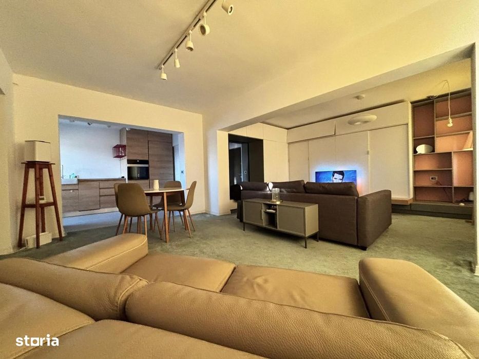 Apartament 3 camere Hala Centrala