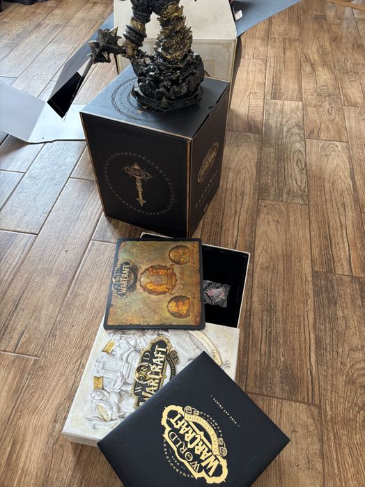 World Of Warcraft 15th year collectors edition