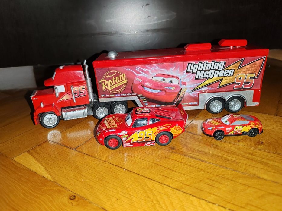 Tirul CARS cu masinute