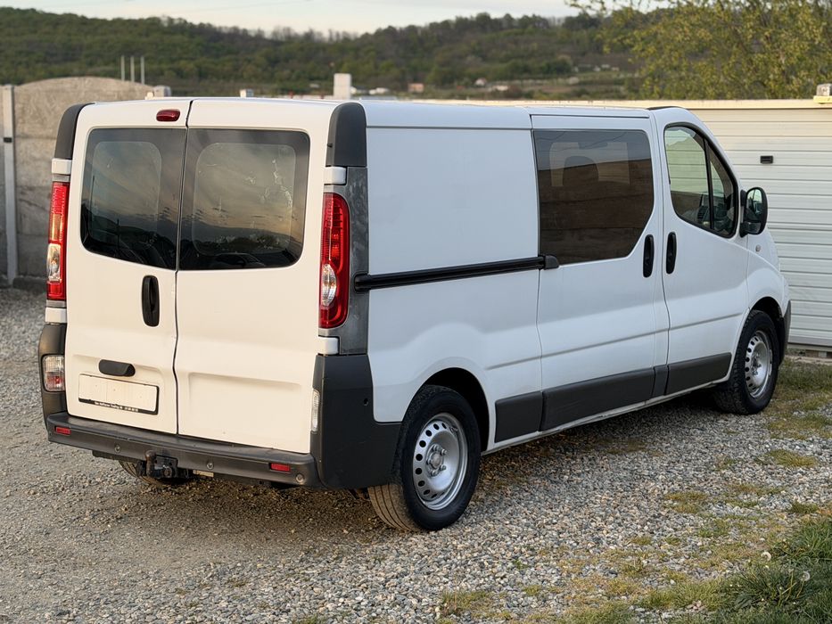 RENAULT Trafic 2011 — imagine 4