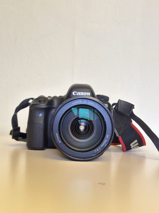 Фотоапрат Canon 6d mark ii + 24-105mm + 50mm