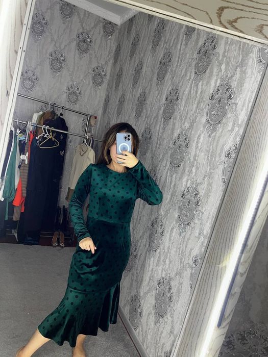 Вечерние платья с принтом розы бархат размер 38~40 турецкий М