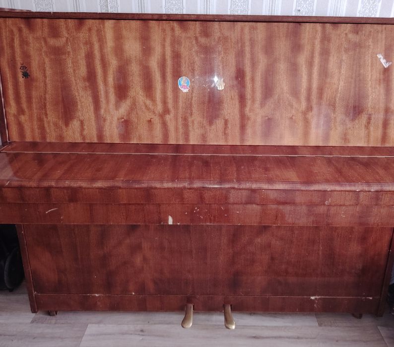 Продам  Пианино белорусское