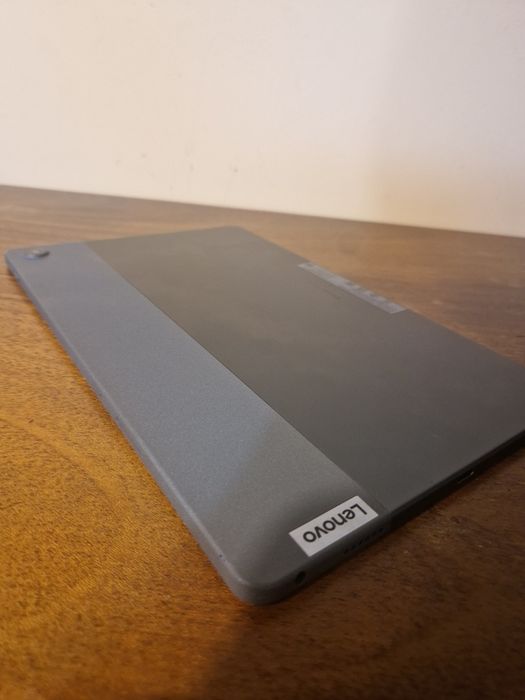 Lenovo Tab M10+ 3rd gen + химикалка
