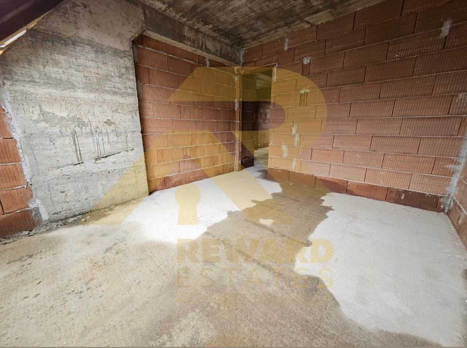 Продава се Четиристаен апартамент в София, Бъкстон - 168 кв.м за 1867 €/кв.м - Снимка #7