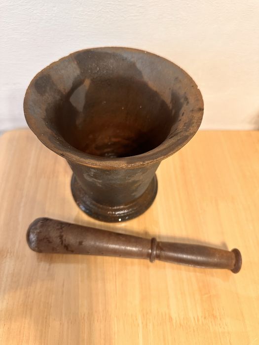 Чугунная ступка антиквариат