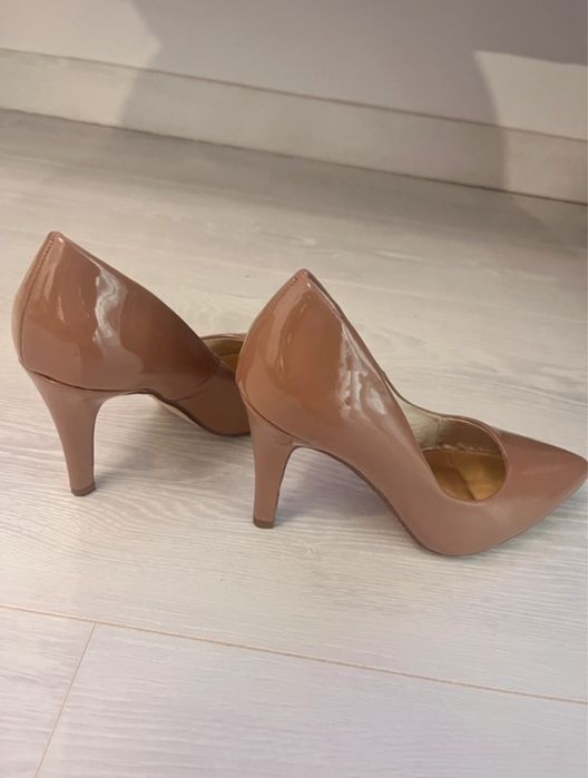 Pantofi lacuiti bej - Never 2 Hot