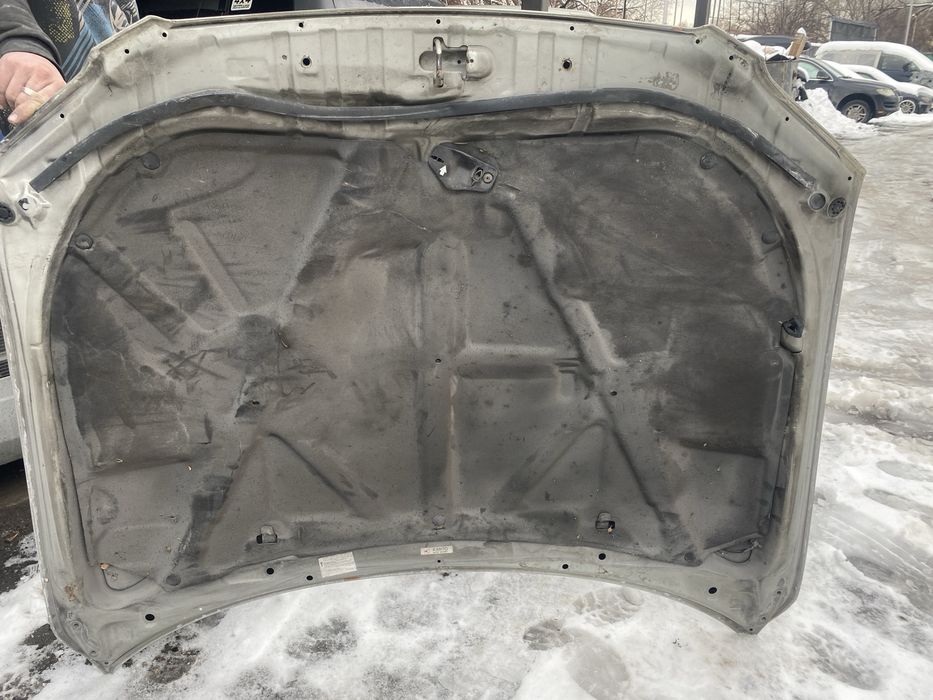 Продам капот альтеза altezza is