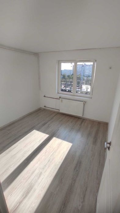 Vânzare - Apartament 3 camere Titan, Sector 3, București, Aleea Barajul Dunării, lângă Piața Miniș și Liceul Al. I. Cuza