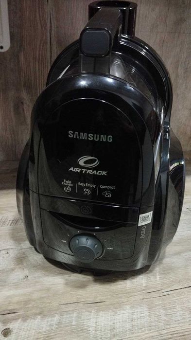 Продается пылесос Samsung со склада