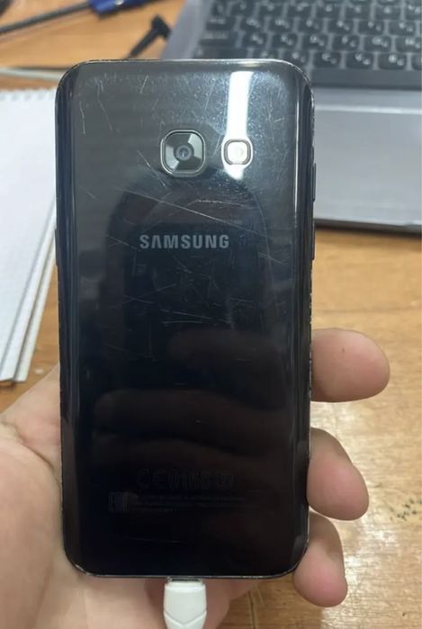 Продам телефон в хорошем состояний