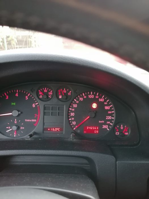 AUDI A6 1998 — imagine 4