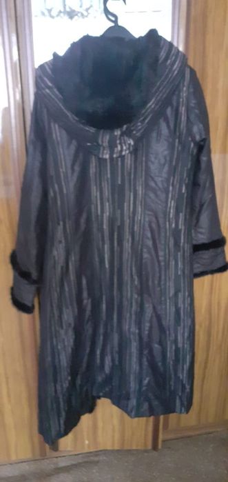 Прода демисизонное пальто