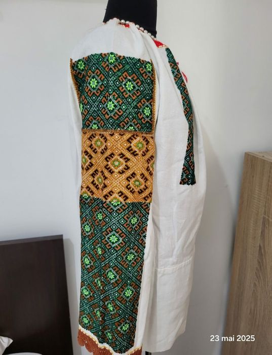 Ie veche autentica traditionala