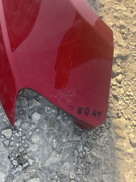 Калник Ляв за Audi A4 b8 Ауди а4 б8 червен