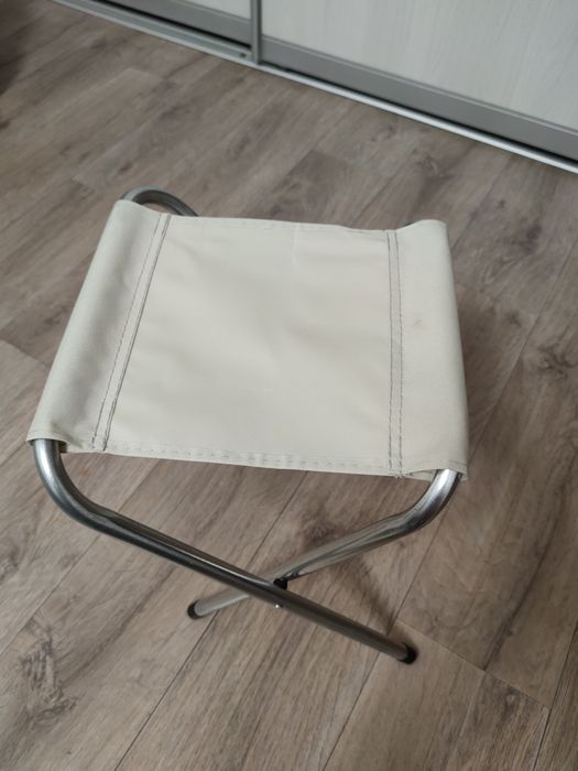 Складной стул новый