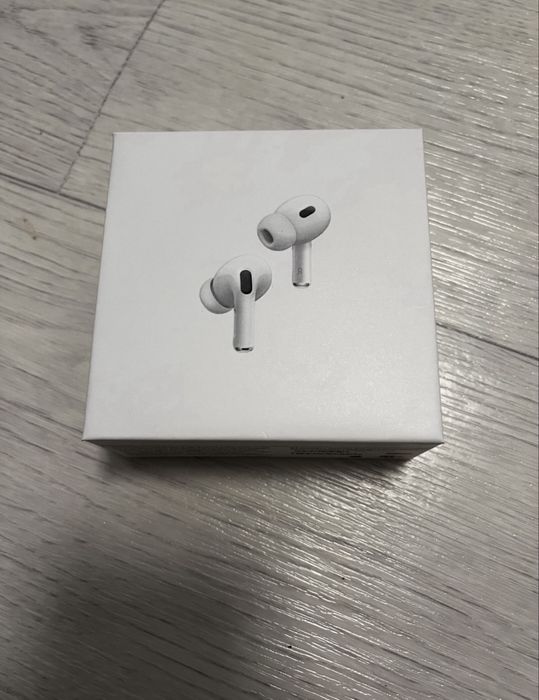Air pods pro 3.
