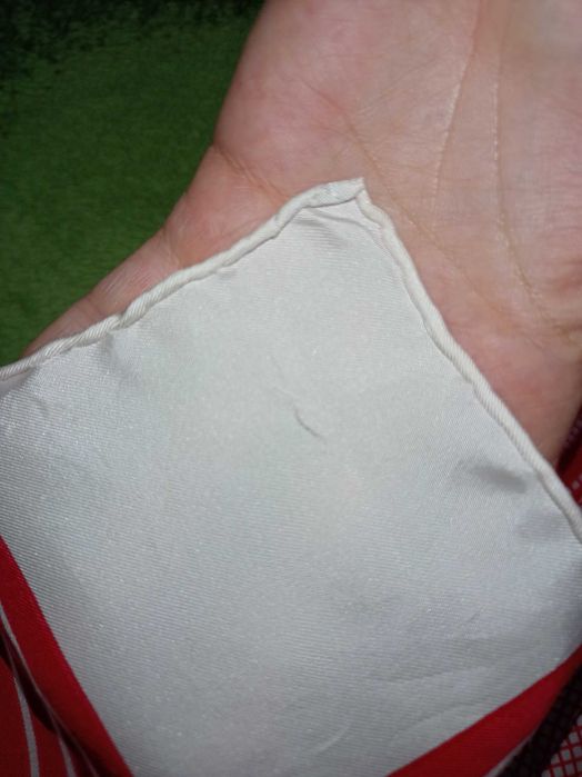 Yves Saint Laurent  шал от коприна