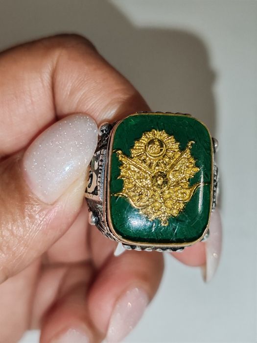 Мужской печатка .