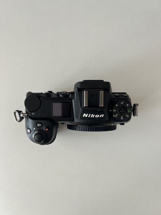 Nikon Z6 Aparat Foto Mirrorless 24.5MP Video 4K Wi-Fi Body Negru