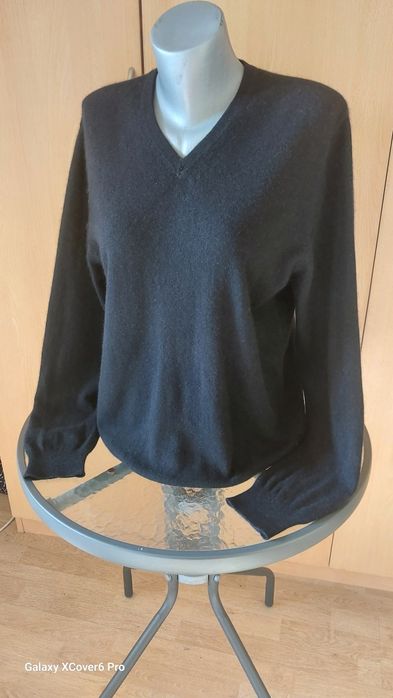 Дамски пуловер .100%кашмир.размер XL