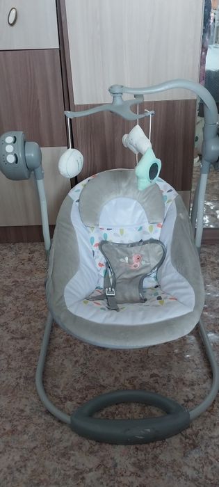 Продам детскую электрическую люльку
