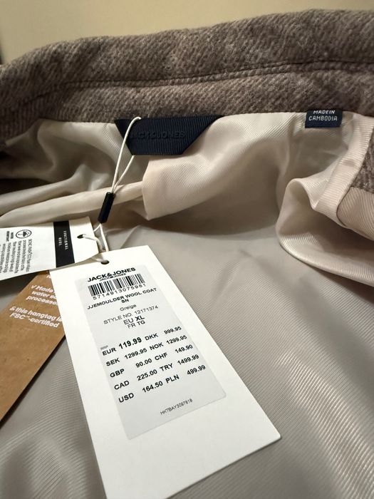 Palton Jack&Jones Nou !!