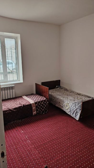 Makler xaqi bor Sergeli dehqon bozor ro'parasidagi mahalla