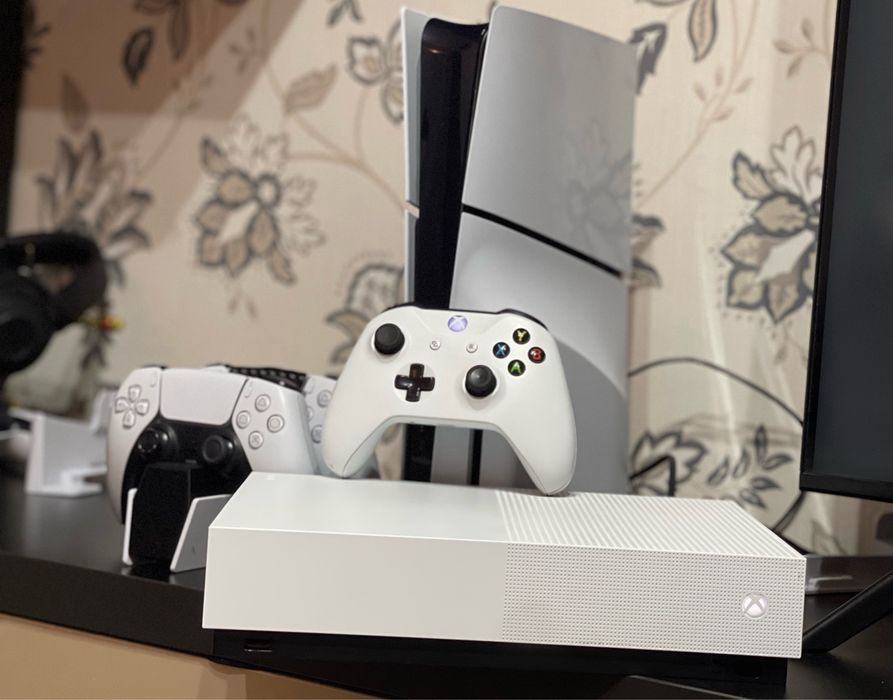 XBOX One S  1 TB + controller original + FC24 si MK X