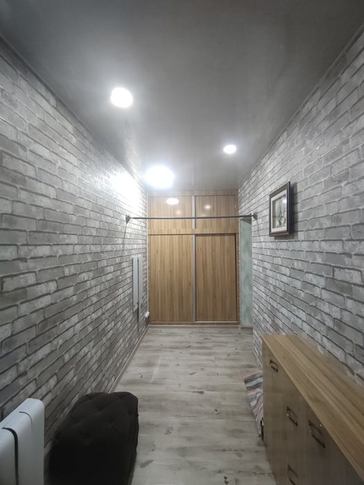 Продаёться четырех комнатная квартира