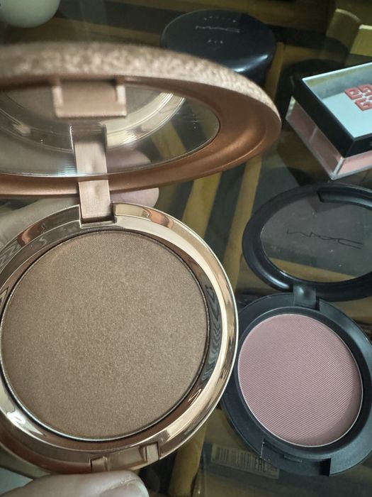 Бронзер классный