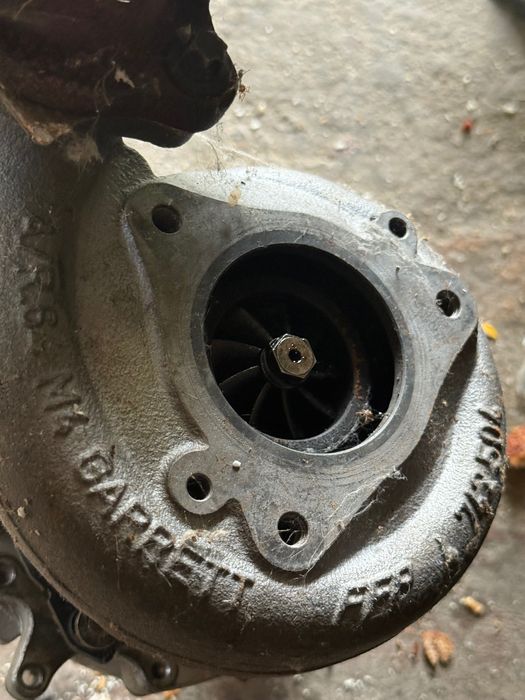 Продавам турбина 20/56 от мерцедес 3.2 cdi