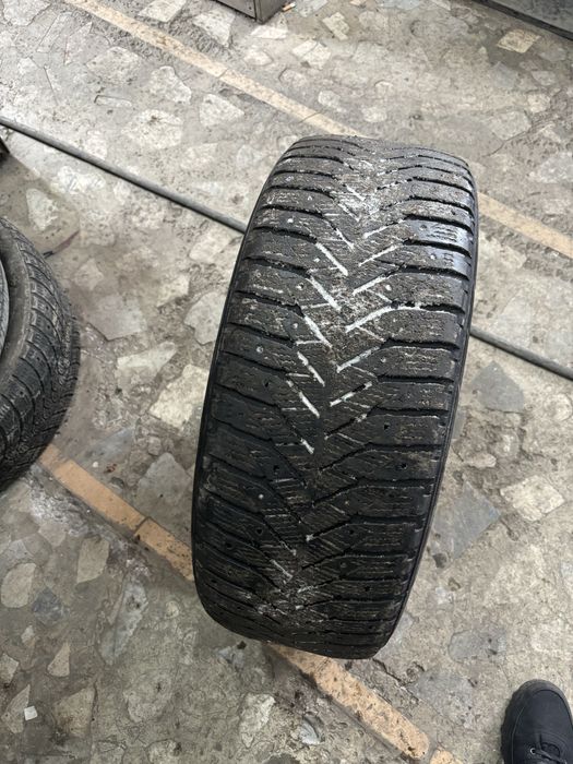 Продам Шины зимние