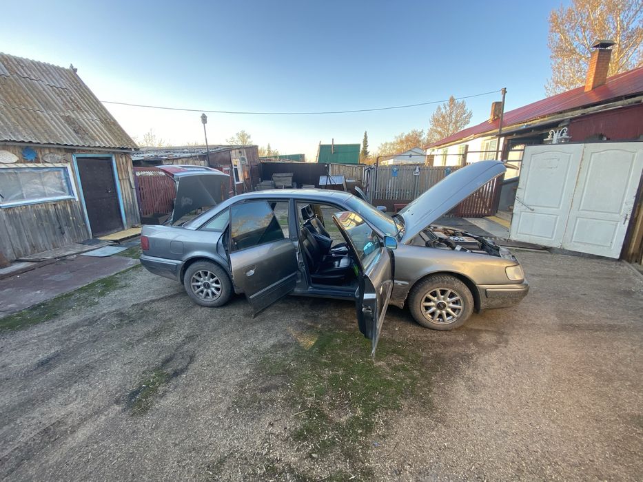 ПРОДАМ СРОЧНО Audi 100 C4 1994г