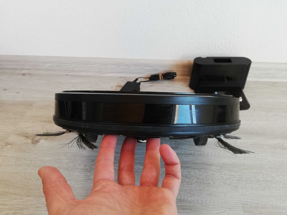 Lenovo Robot Vacuum Cleaner E1-L D450 прахосмукачка робот