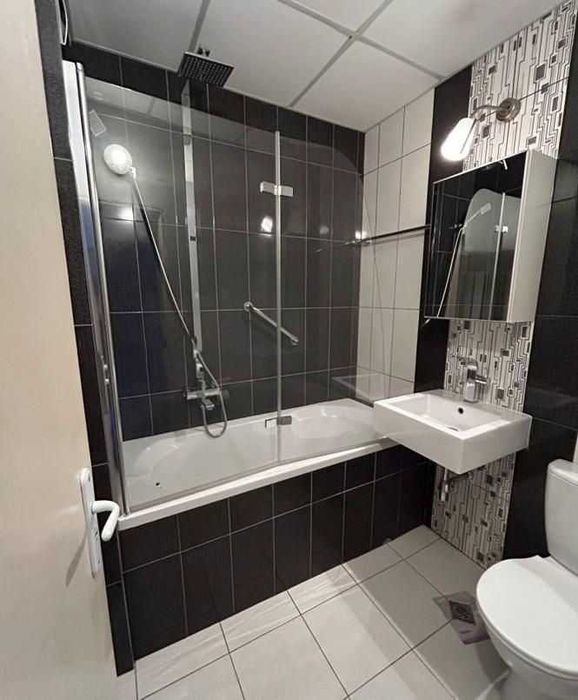 Продава се Тристаен апартамент в София, Гео Милев - 116 кв.м за 1673 €/кв.м - Снимка #6