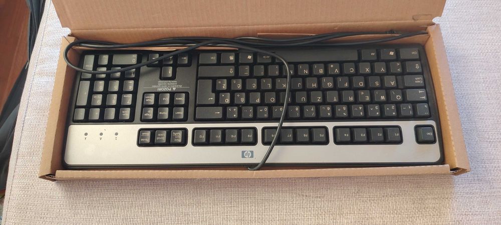 laptop mini msn,stare perfecta cu windows  plus tastatura separat