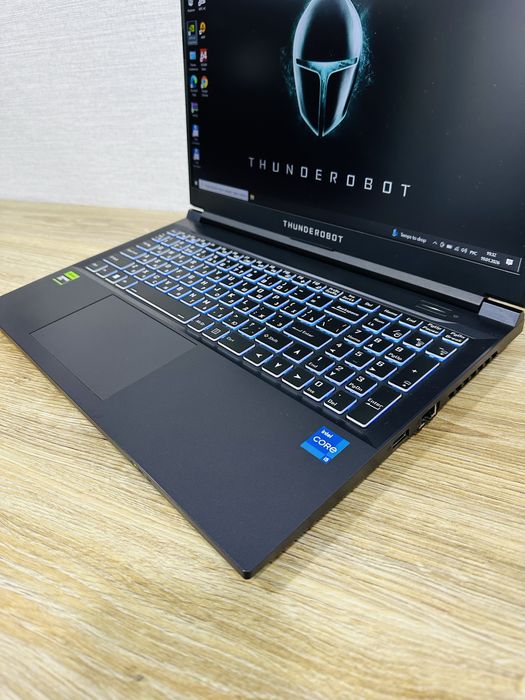 THUNDEROBOT Core i5-12Gen+RTX3050 Премиум Игровой ноутбук с Гарантией