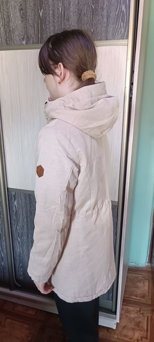 Отдам куртки 2шт за 5000