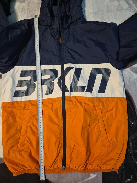 Свежа ветровка за момче 170 размер