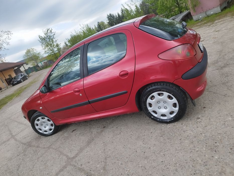 Peugeot 206//1.4 Diezel//
