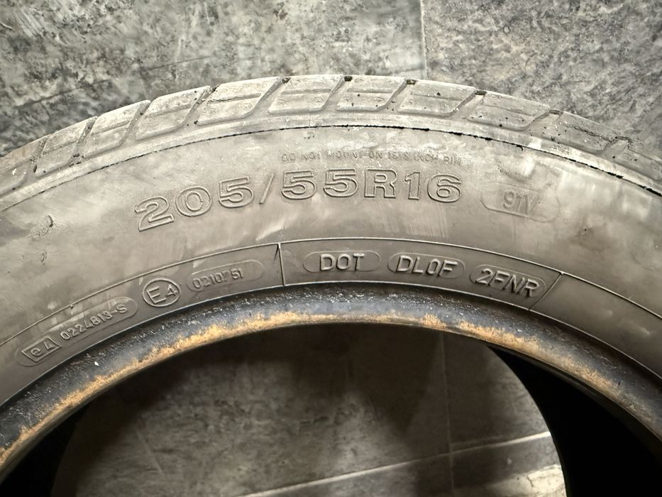 Dunlop 205/55/16