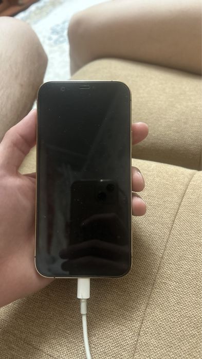 Iphone 12 pro без ремонта