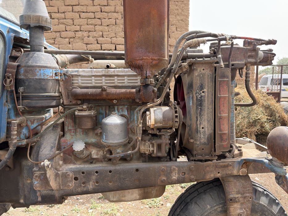 Traktor mtz katta 3 balonli