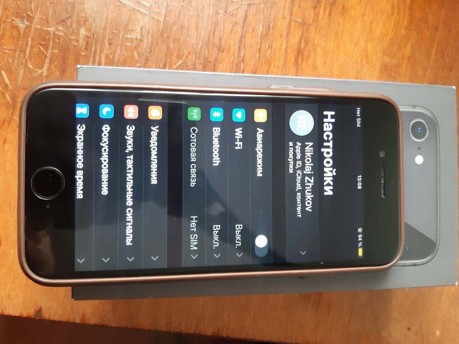 Iphone8 и 5SE продается