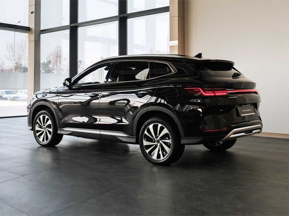 BYD SONG PLUS EV CHAMPION ( 520 km Flagship )