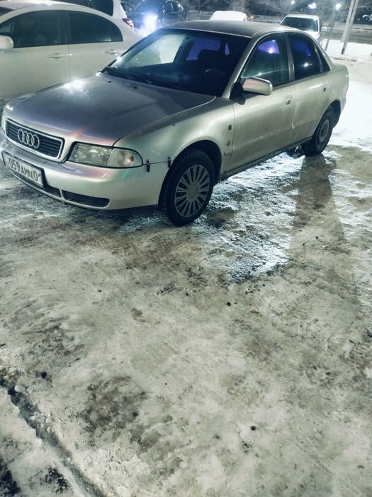 Ауди А4   2.6 1995