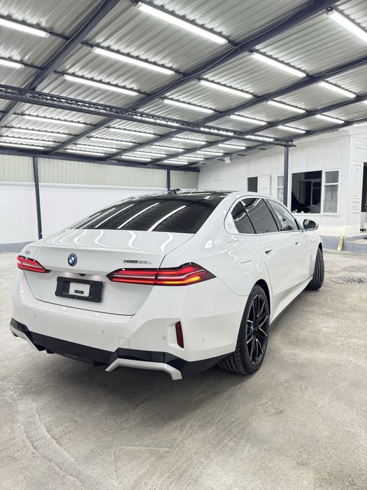 BMW I5 35L EDRIVE 2024