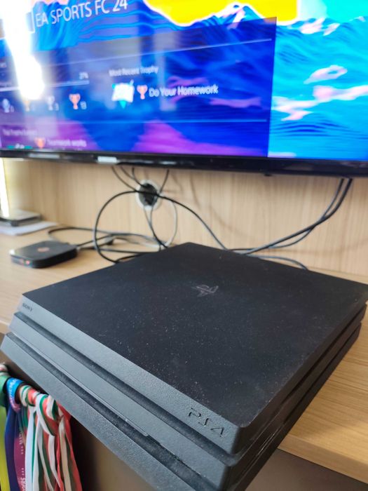 Playstation 4 PRO 512MB